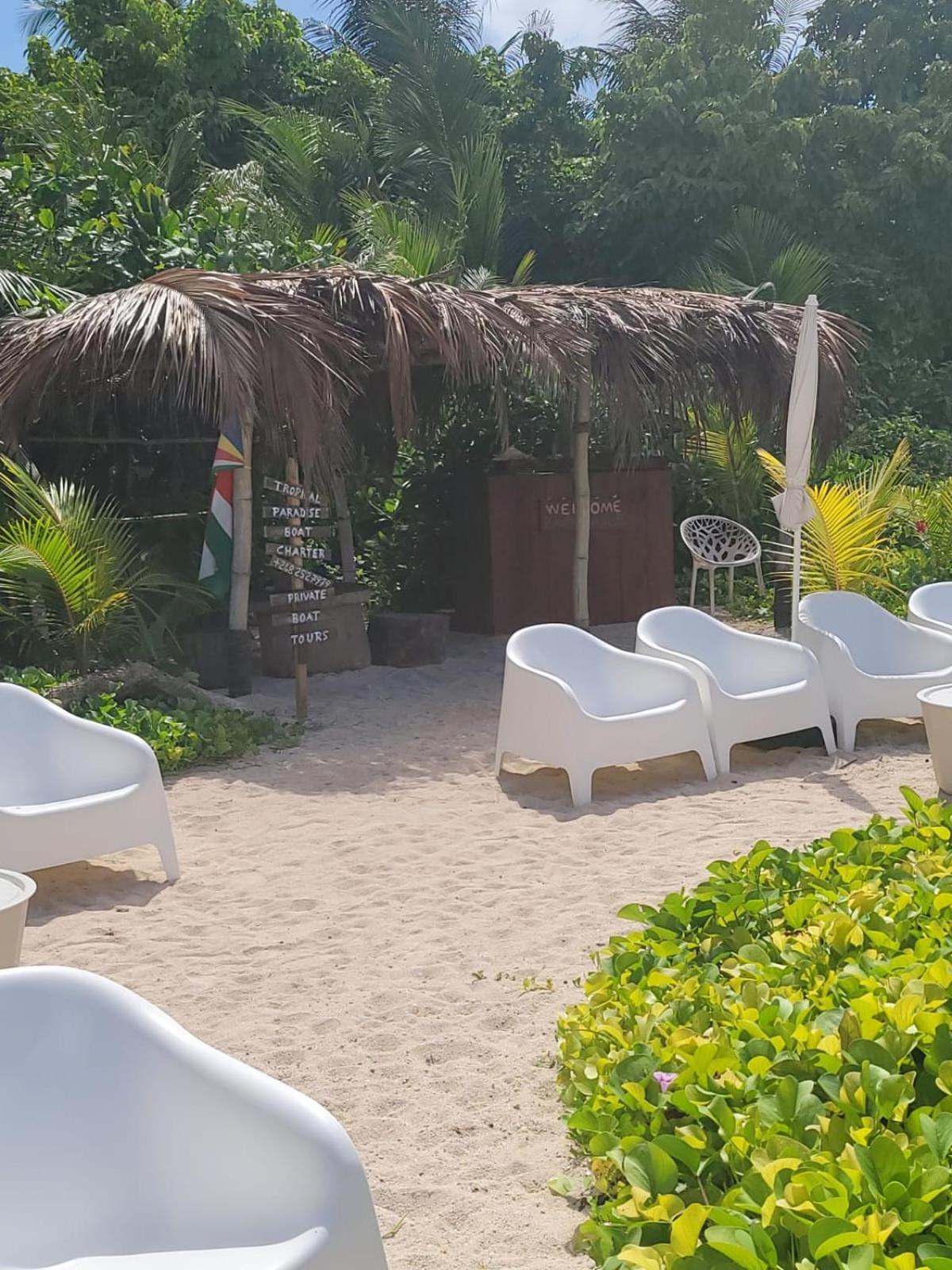 Anse Boileau Sunset View Self Catering 아파트 외부 사진