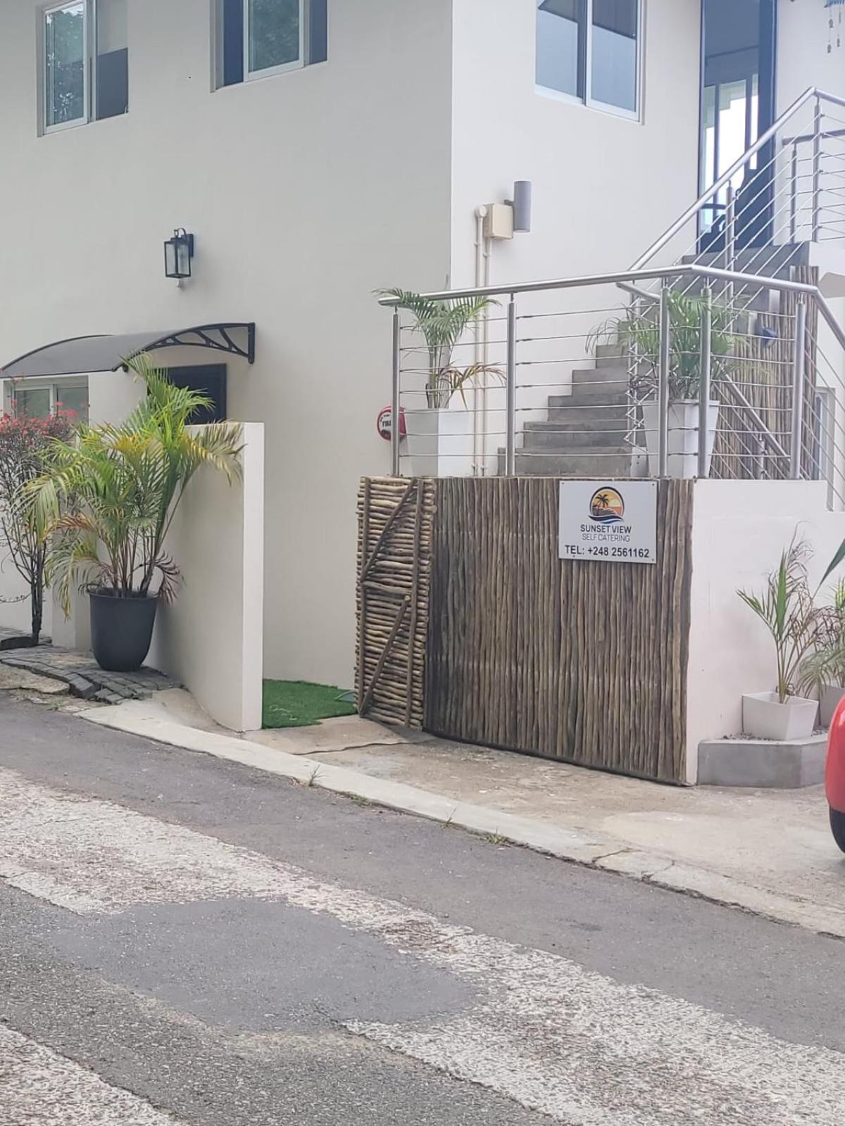 Anse Boileau Sunset View Self Catering 아파트 외부 사진
